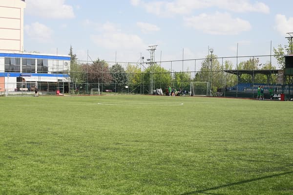 Aybesk Halı Saha - 2. Fotoğraf Aybesk Halı Saha - 2. Fotoğraf