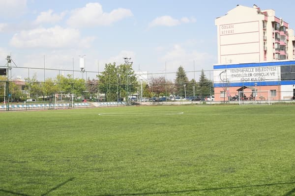 Aybesk Halı Saha - 8. Fotoğraf