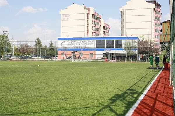 Aybesk Halı Saha - 12. Fotoğraf Aybesk Halı Saha - 12. Fotoğraf
