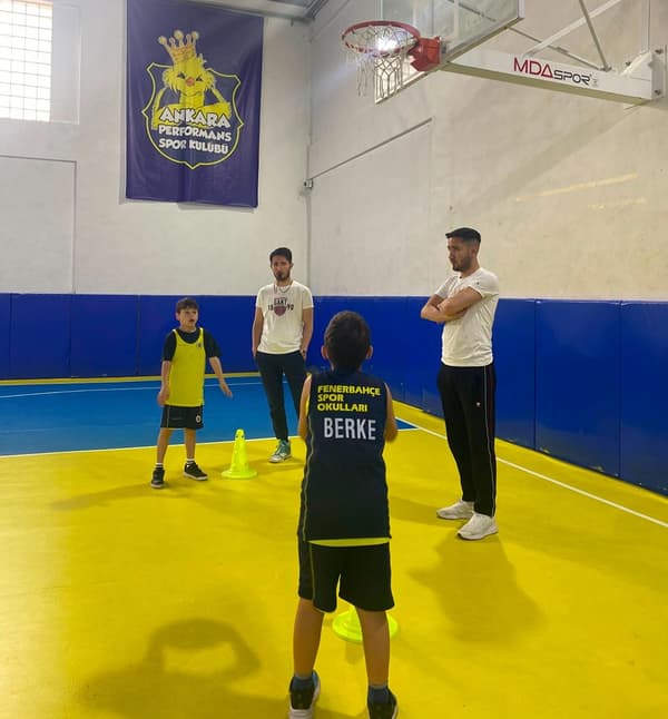 Fenerbahçe Spor Okulları - Batıkent - 11. Fotoğraf Fenerbahçe Spor Okulları - Batıkent - 11. Fotoğraf