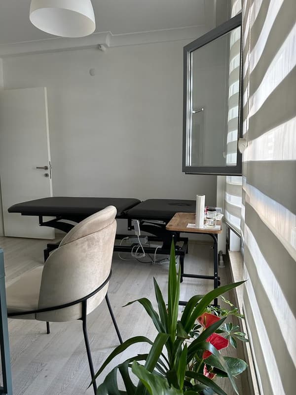 Sacrum Fizyoterapi Pilates - 9. Fotoğraf Sacrum Fizyoterapi Pilates - 9. Fotoğraf