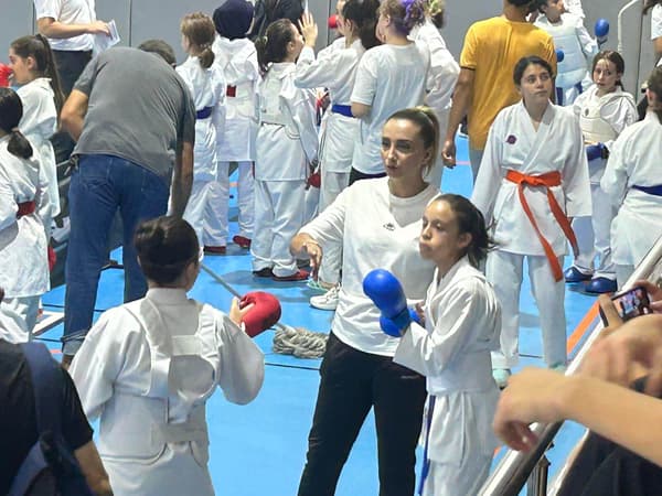Güneş Karate Do Spor Kulübü - 14. Fotoğraf Güneş Karate Do Spor Kulübü - 14. Fotoğraf