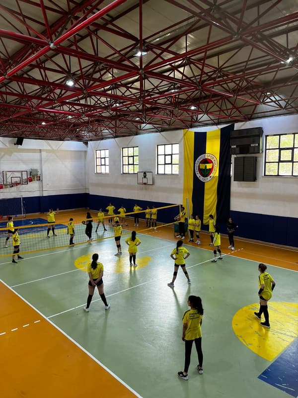 Fenerbahçe Spor Okulları - Eryaman - 15. Fotoğraf Fenerbahçe Spor Okulları - Eryaman - 15. Fotoğraf