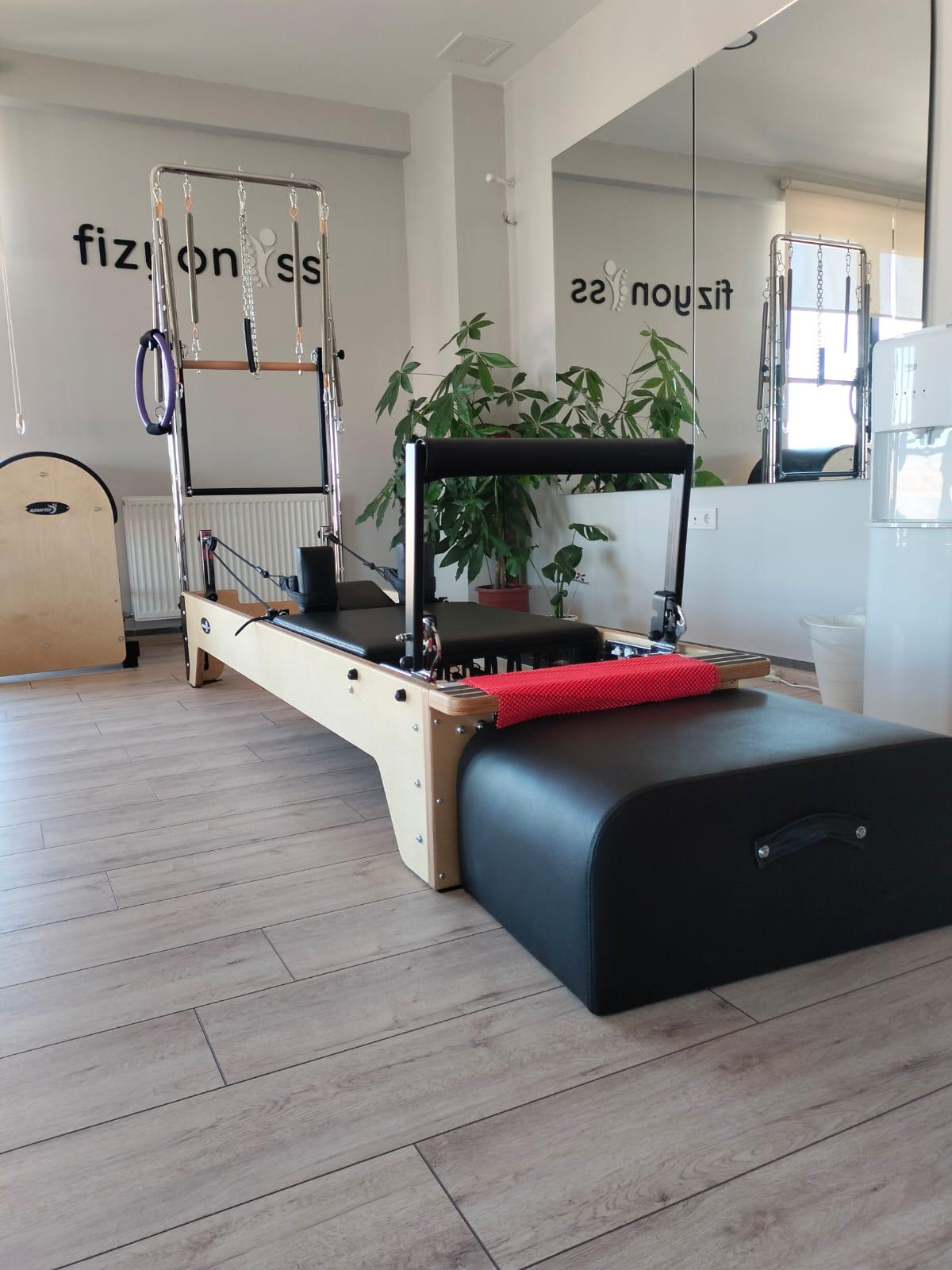 Fizyoniss Sağlıklı Yaşam - Ankara Pilates Trainer - 3. Fotoğraf