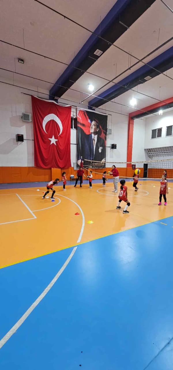 Hacettepe Akademi Spor Kulübü - Eryaman - 15. Fotoğraf Hacettepe Akademi Spor Kulübü - Eryaman - 15. Fotoğraf