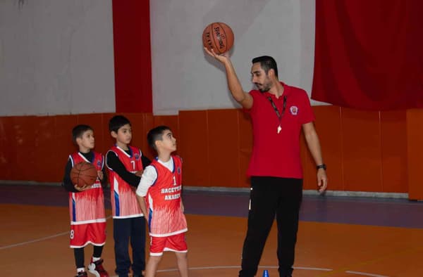 Hacettepe Akademi Spor Kulübü - Eryaman - 3. Fotoğraf Hacettepe Akademi Spor Kulübü - Eryaman - 3. Fotoğraf